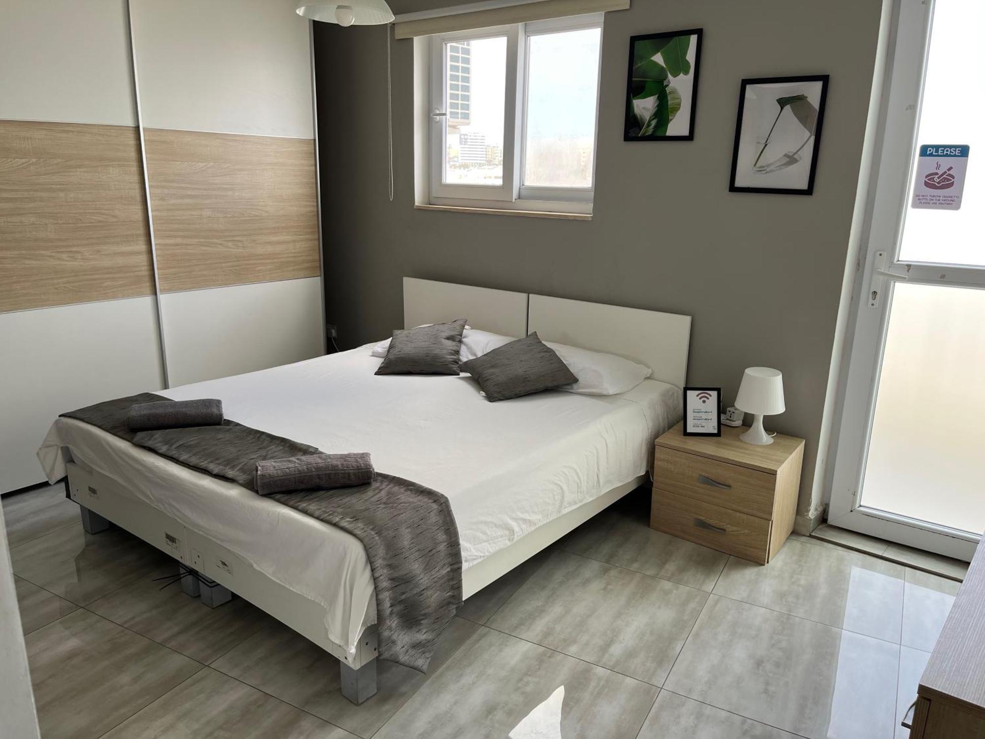 F5 Room 1, Private Double Room With Private Bathroom And Balcony In Shared Flat Msida Esterno foto